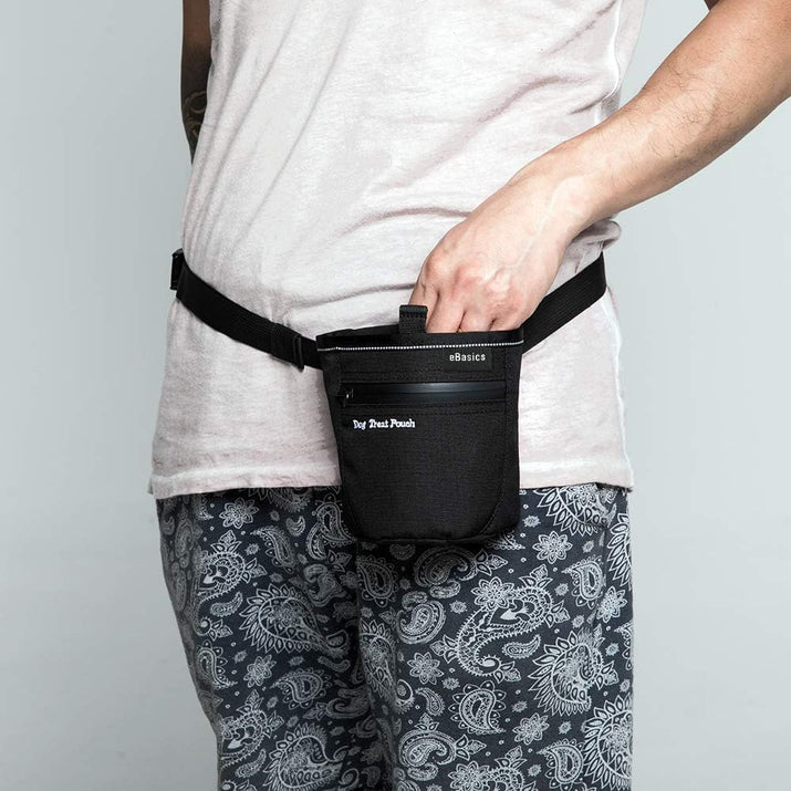 Dog Treat Pouch for Training Doggie Puppy Snack Reward Pouch Bait Bag Pet Treat Carrier Holder with Clip Waist Belt Magnetic Opening